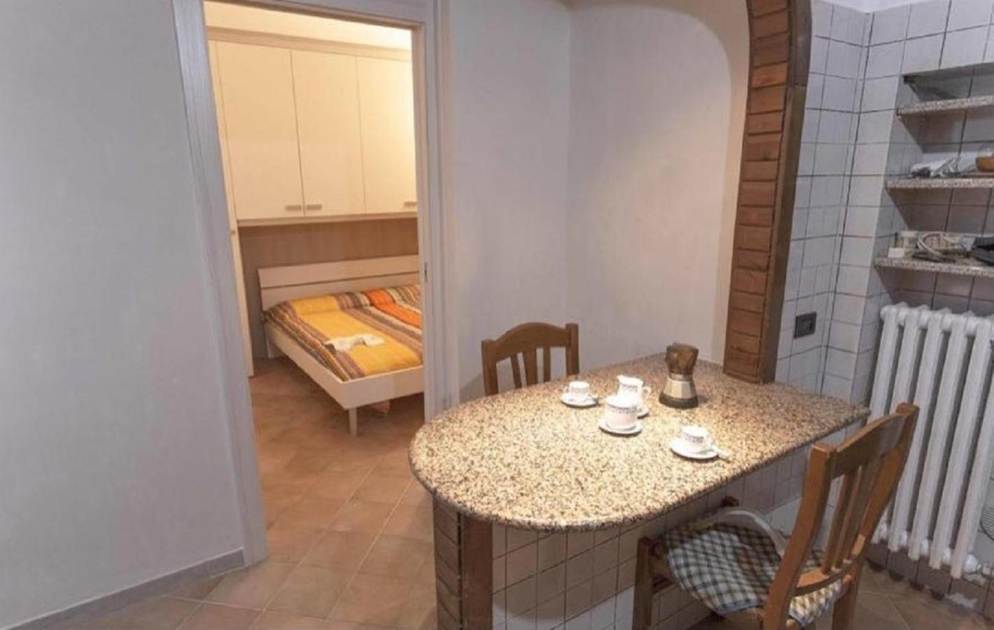 דירות לצ'ה Manzoni House מראה חיצוני תמונה