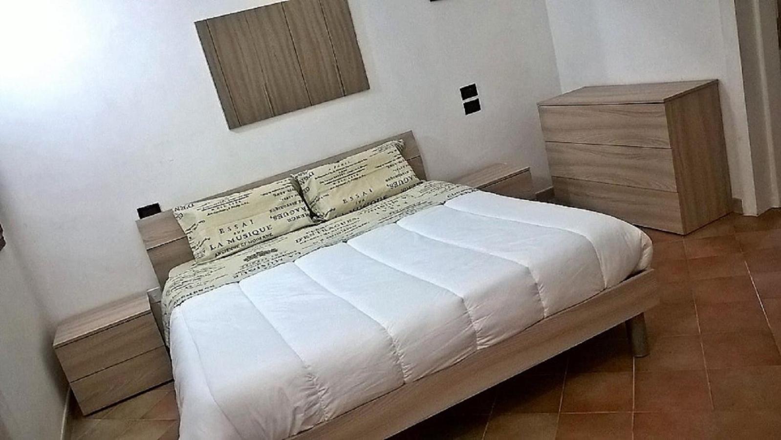 דירות לצ'ה Manzoni House מראה חיצוני תמונה