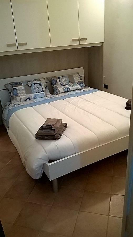 דירות לצ'ה Manzoni House מראה חיצוני תמונה